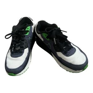 Nike Air Max Sneakers black/white/green padded collar durable sole boy youth 3.5